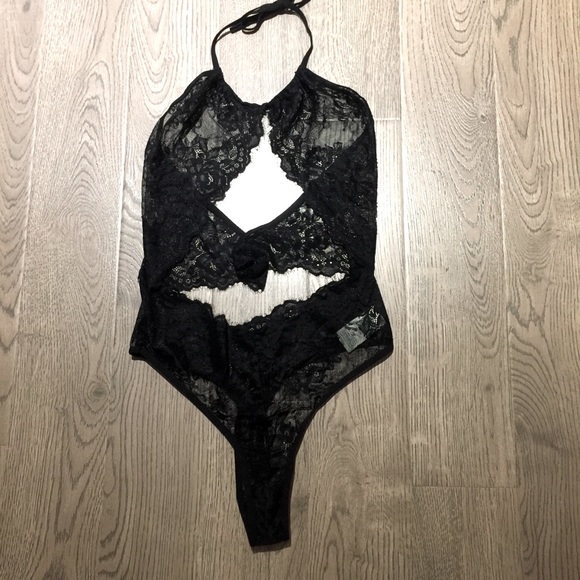 Lace halter cutout teddy bodysuit SZ L NWOT Black - Picture 5 of 14